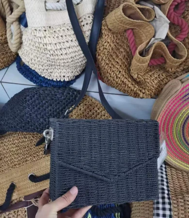 Jernramme Papir Håndvevd Crossbody Bag