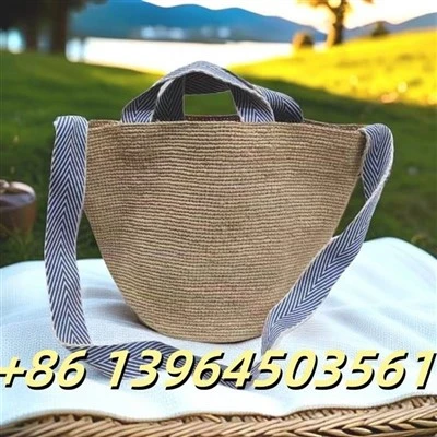 Raffia kvinnepose med bomullsstropp